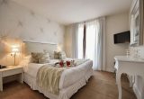 Hotel Renoir