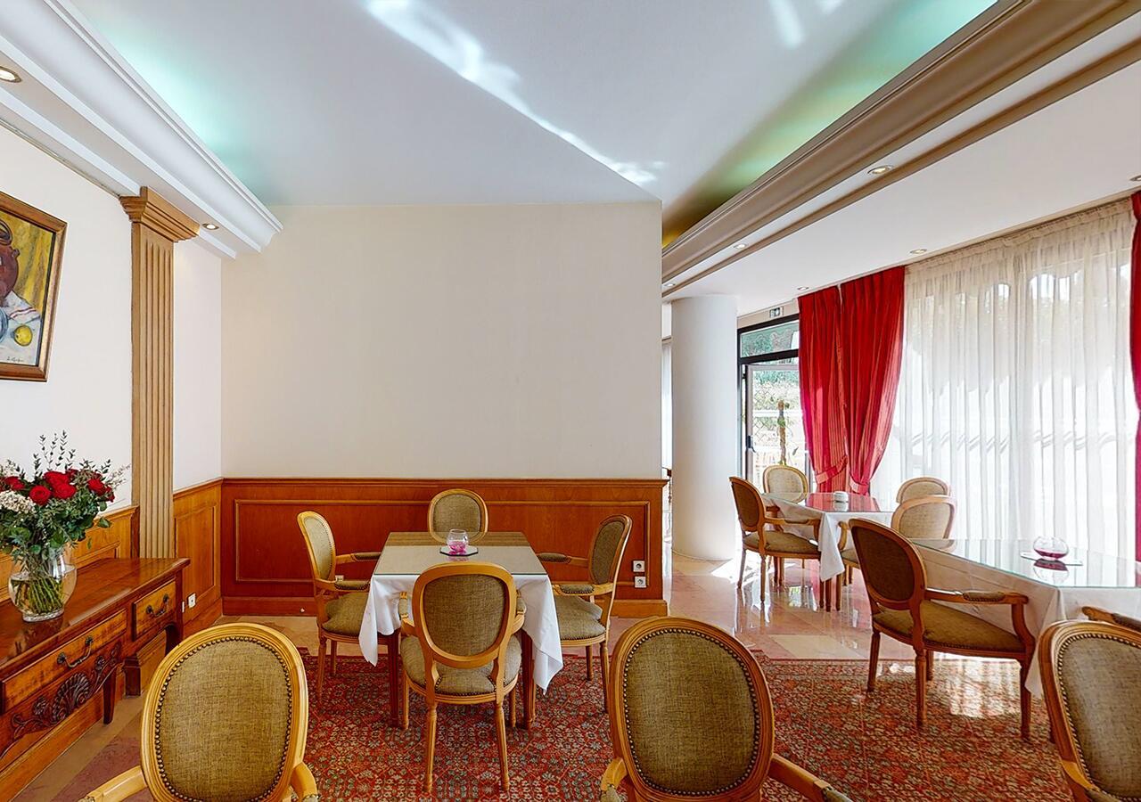 Sun Riviera Hotel — photo 4
