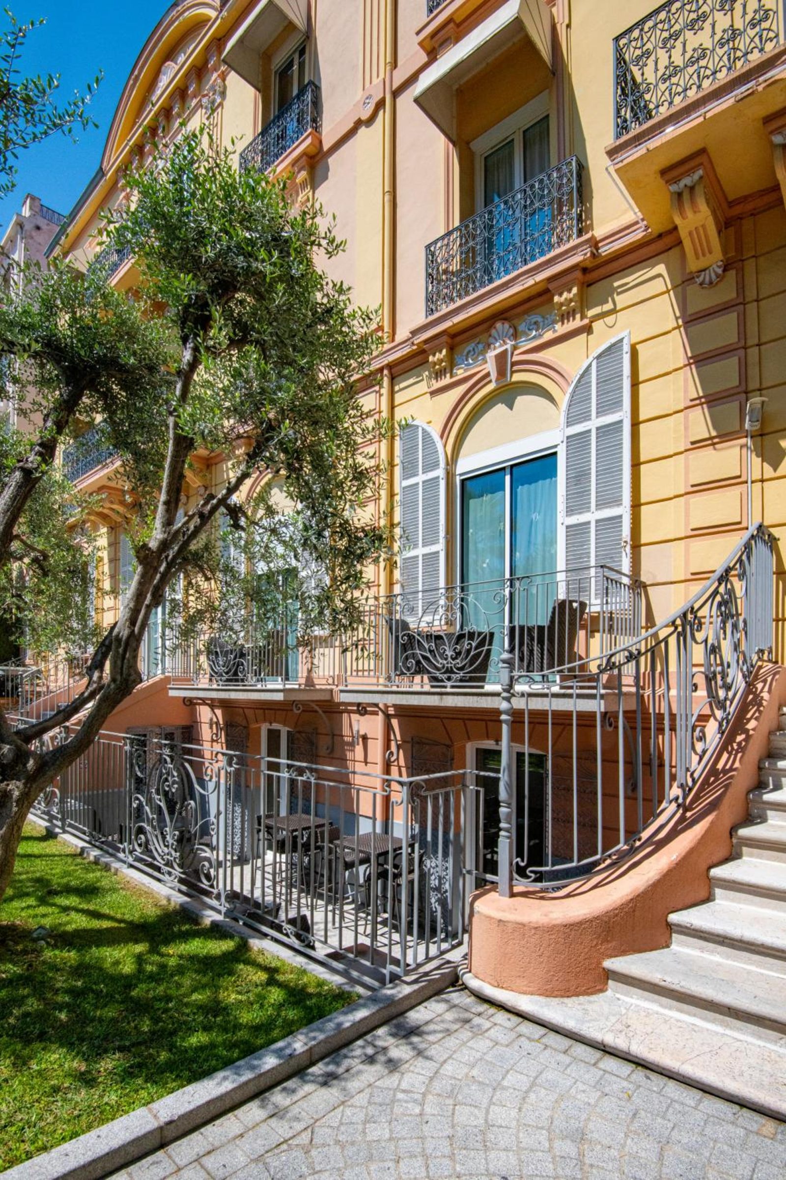 GOLDEN TULIP CANNES HOTEL de PARIS — photo 3
