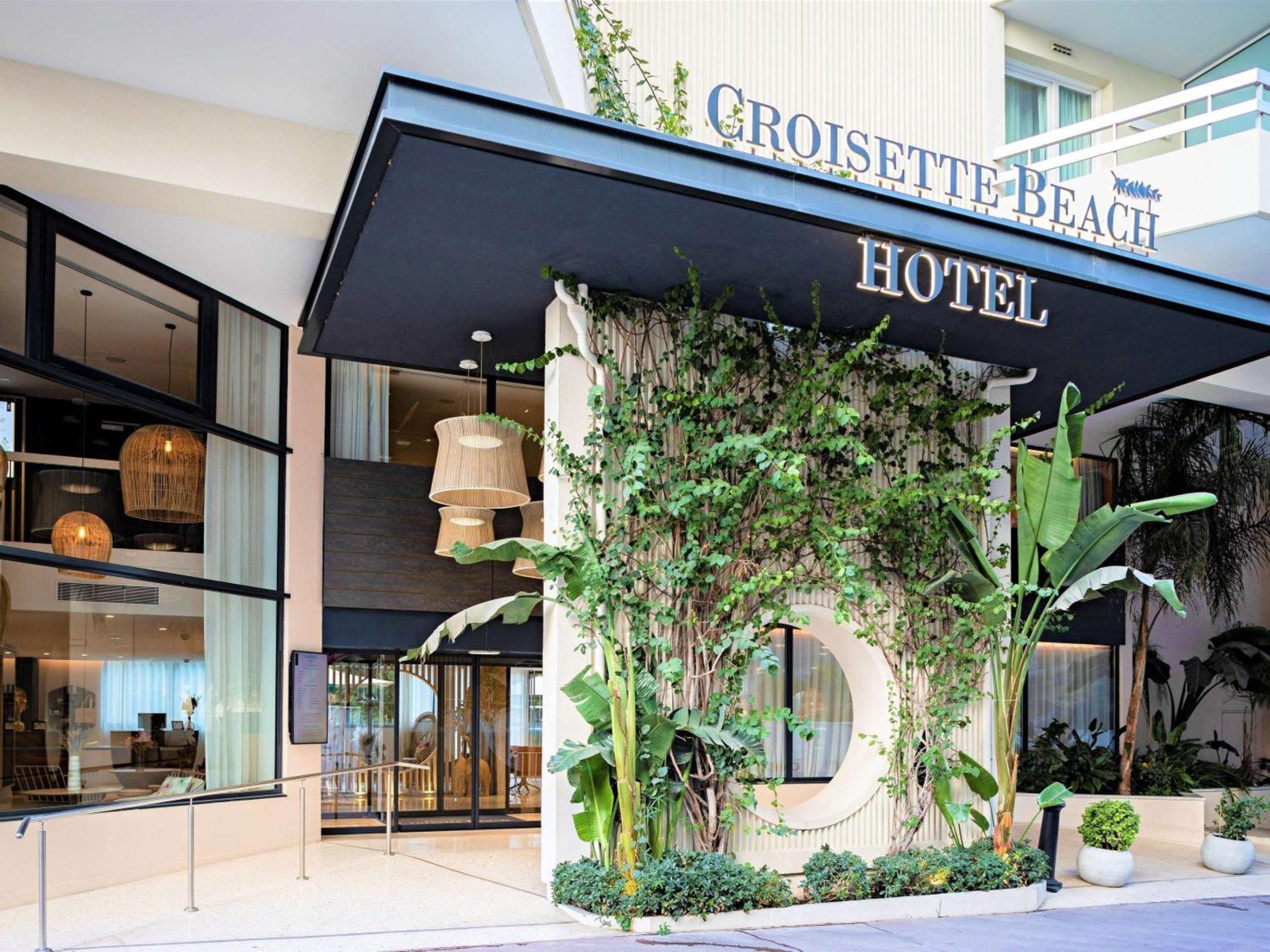 Croisette Beach Hotel Cannes - MGallery Collection — photo 2