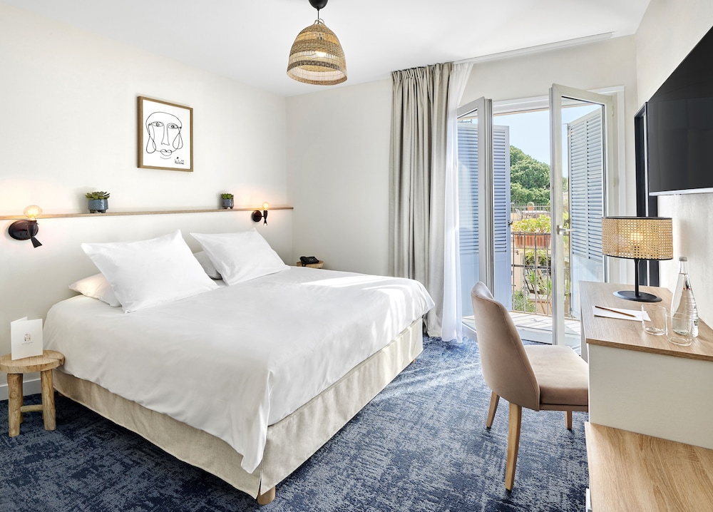 Hotel Le Suquet Cannes — photo 7