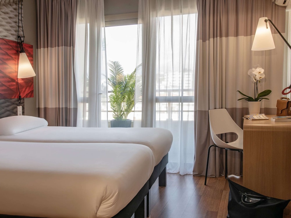 ibis Cannes Plage La Bocca — photo 6