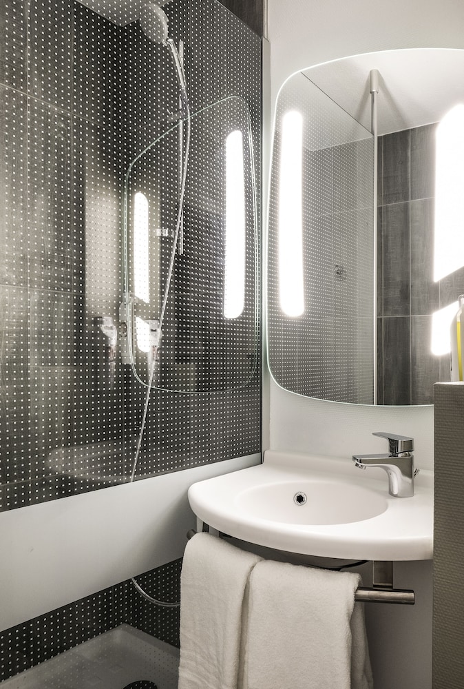 ibis Cannes Plage La Bocca — photo 4