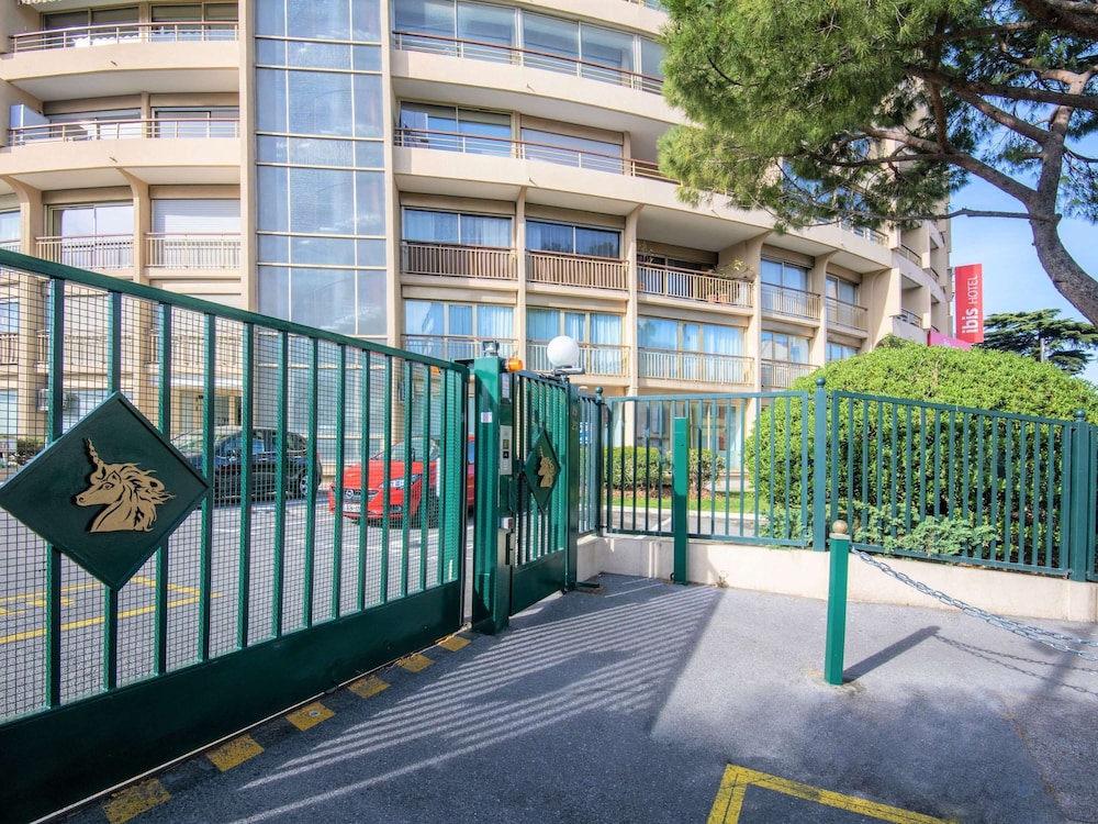 ibis Cannes Plage La Bocca — photo 2